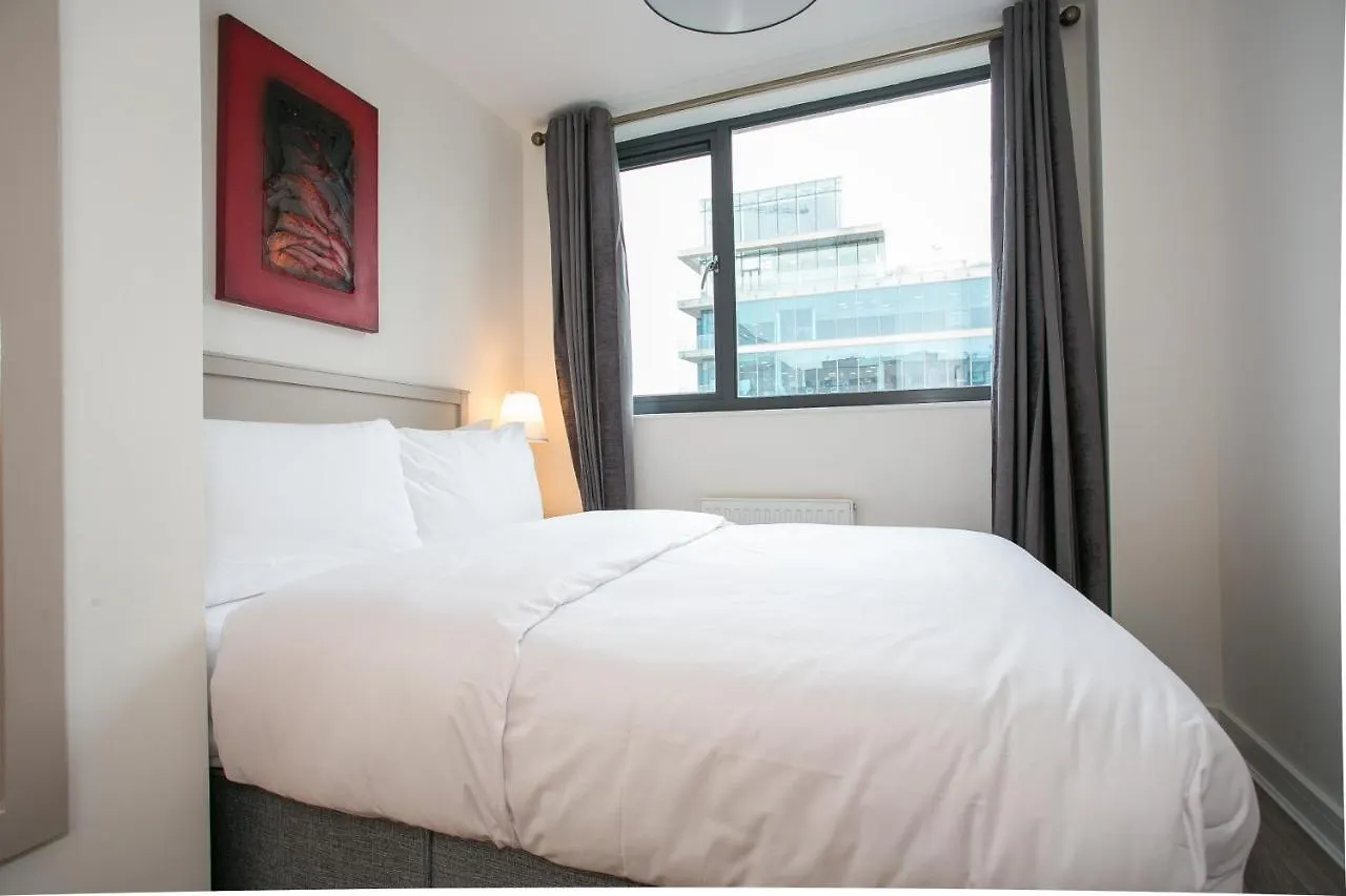 Grand Canal Square Apartments Дублин 0*,  Ирландия